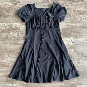 BNWT Hot Topic black cottagecore goth milkmaid dress